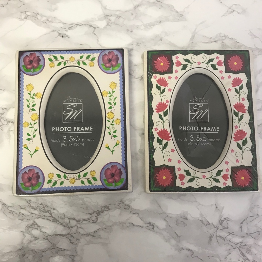 Set of 2 Floral Frames new